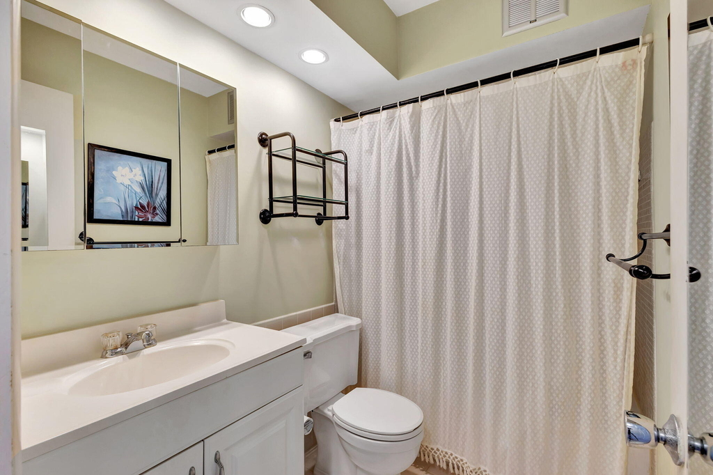 100 Shore Court - Photo 19
