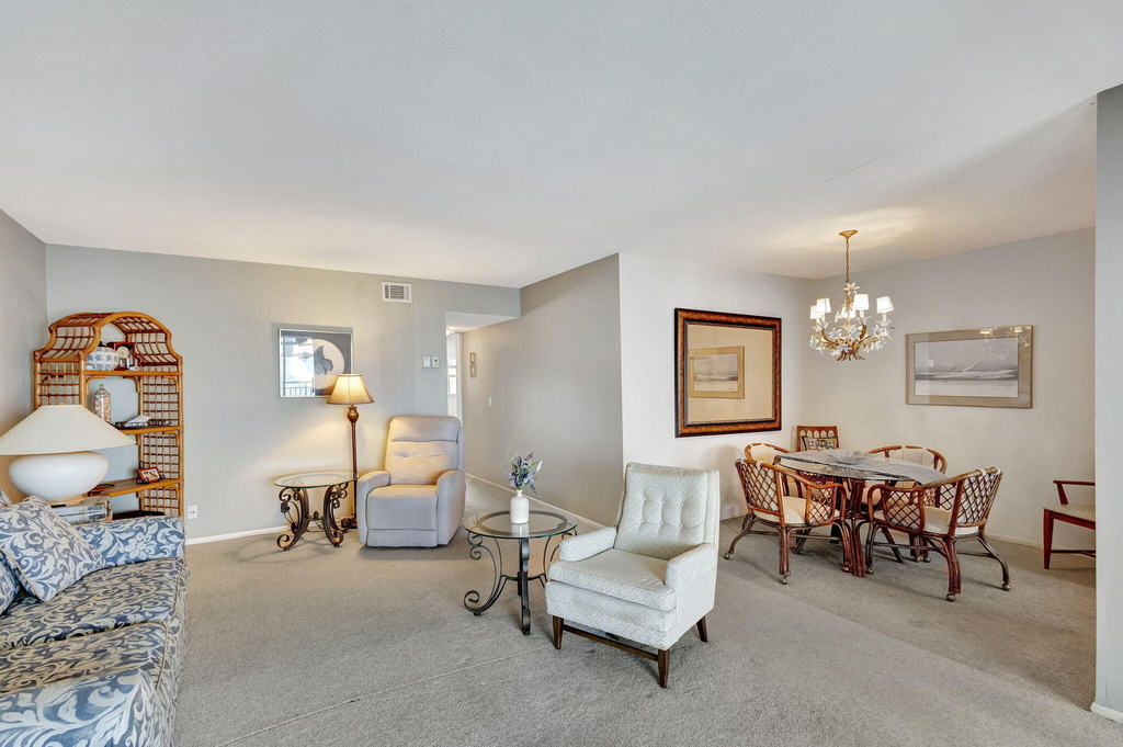 100 Shore Court - Photo 12