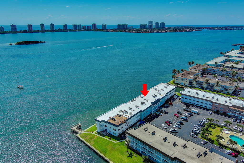 100 Shore Court - Photo 37