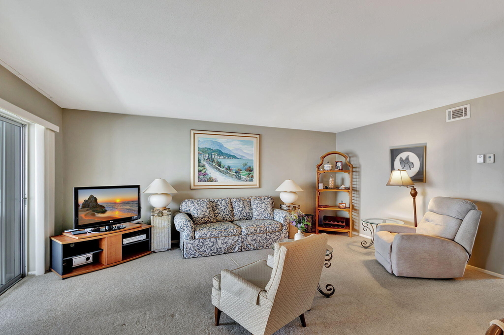 100 Shore Court - Photo 11