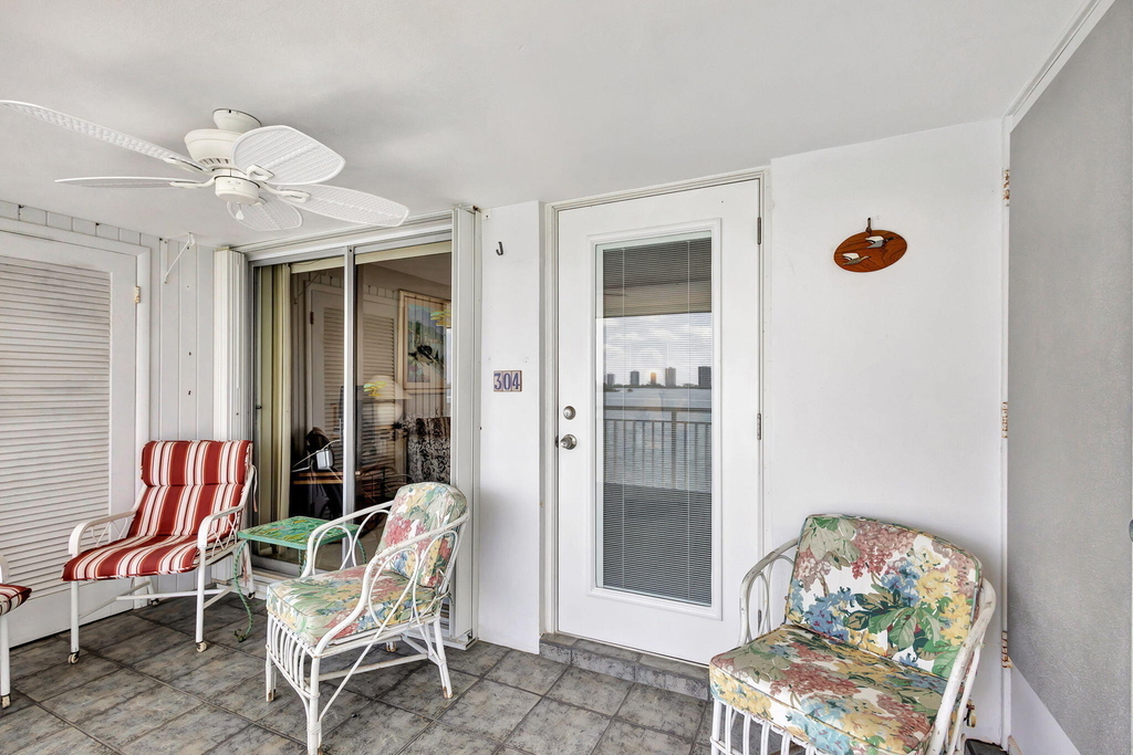 100 Shore Court - Photo 6