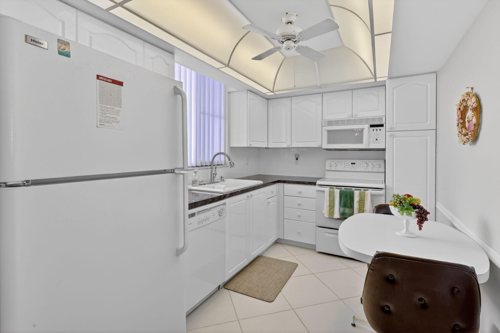 3382 Ne Causeway Boulevard - Photo 15