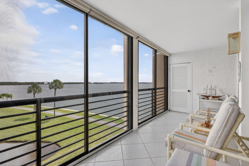 3382 Ne Causeway Boulevard - Photo 3