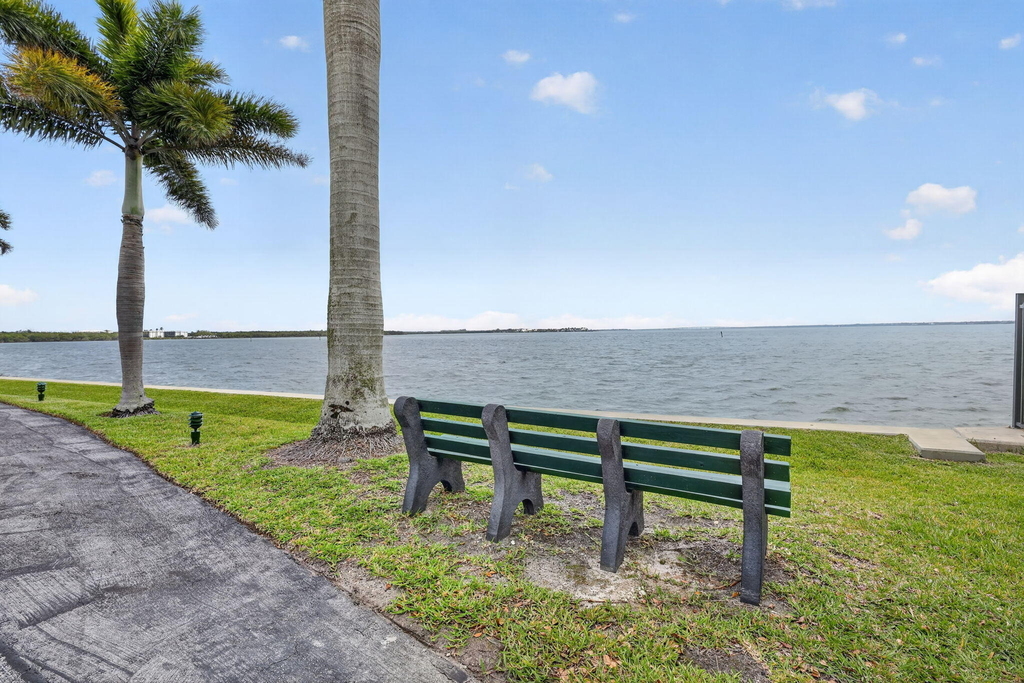 3382 Ne Causeway Boulevard - Photo 30