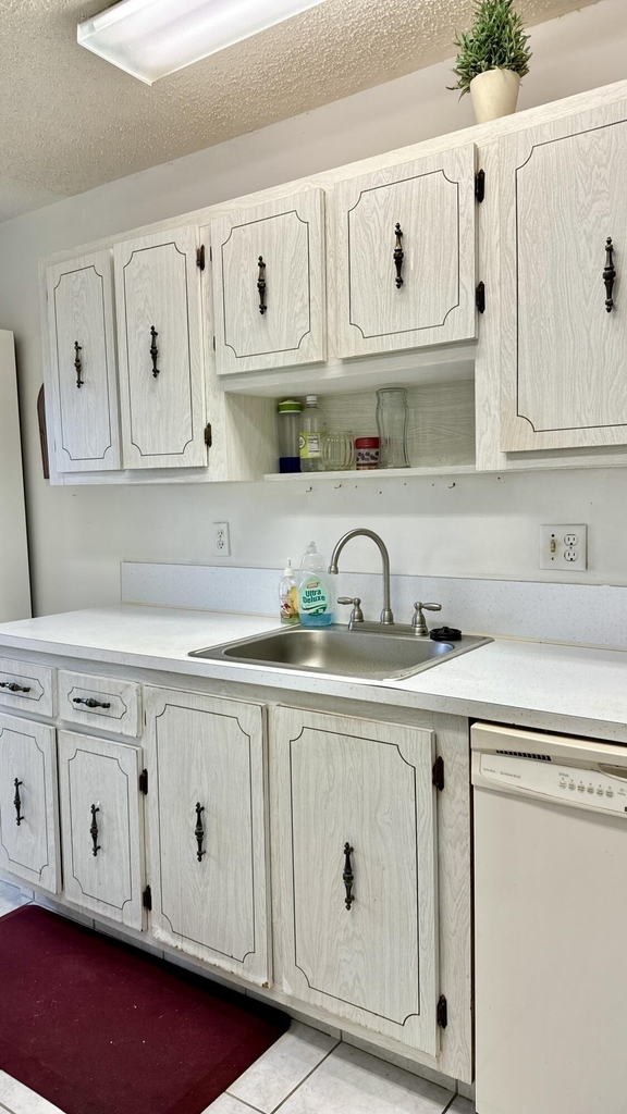 1551 Nw 20th Avenue - Photo 4