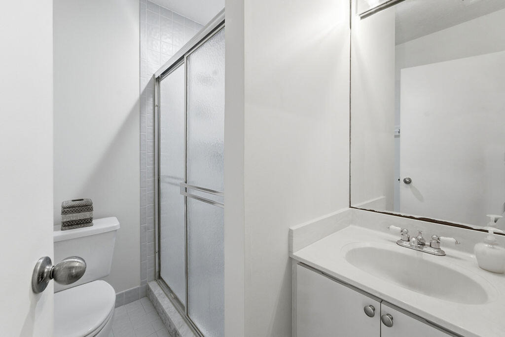 5562 Reynolds Road - Photo 19