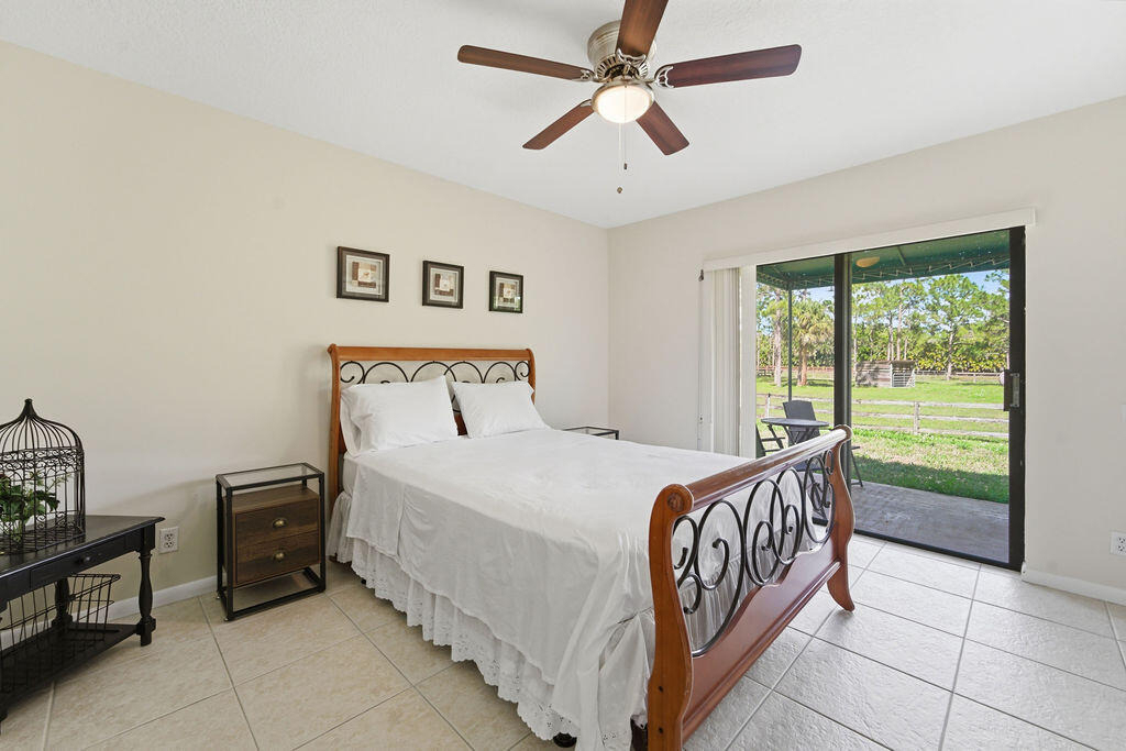 5562 Reynolds Road - Photo 20