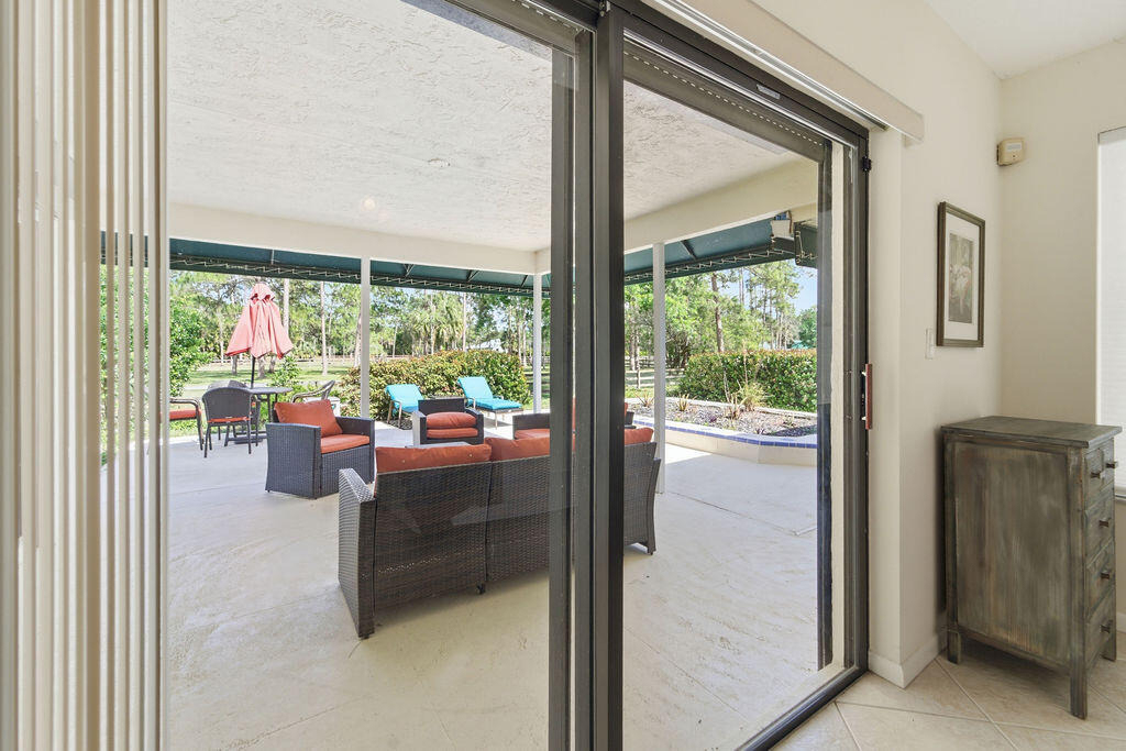 5562 Reynolds Road - Photo 8