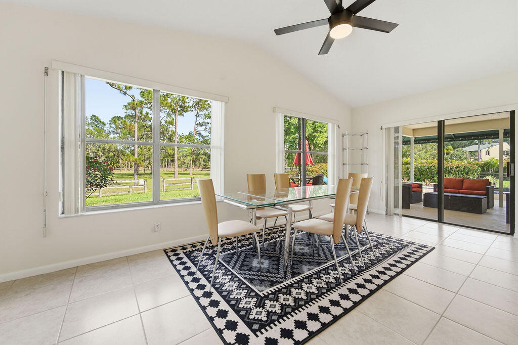 5562 Reynolds Road - Photo 25
