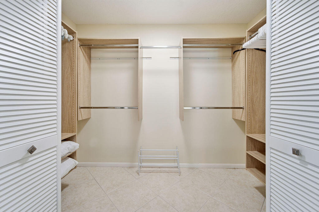 5562 Reynolds Road - Photo 11