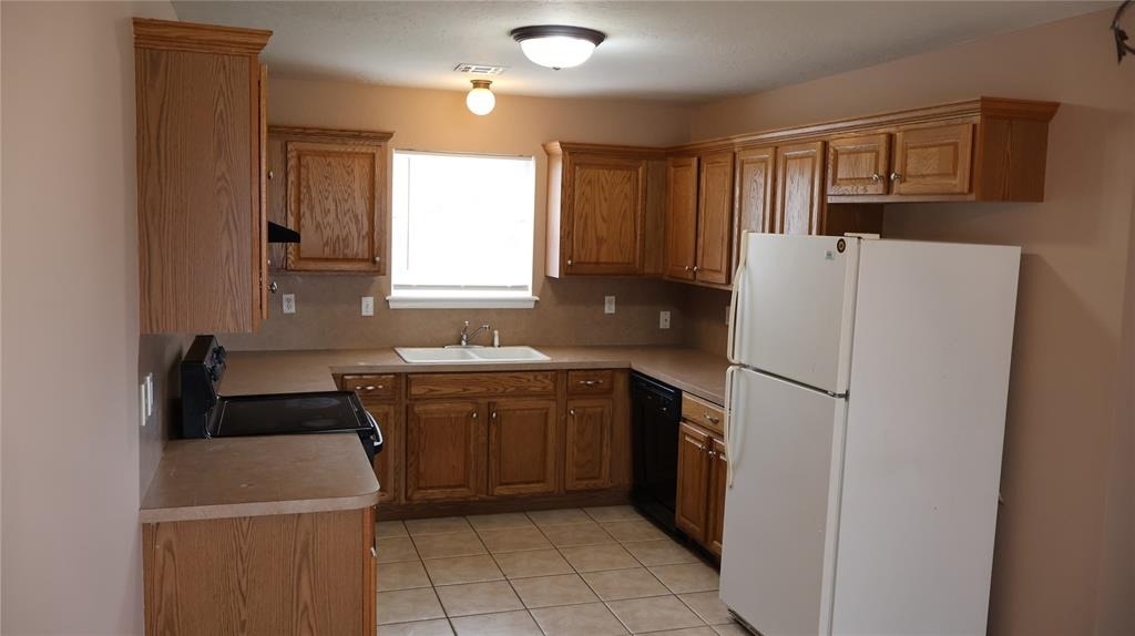 847 Rambling Oaks - Photo 0