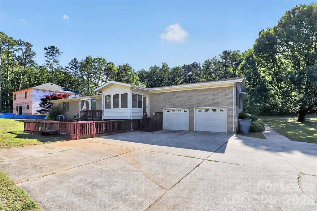 8109 Reames Road - Photo 21