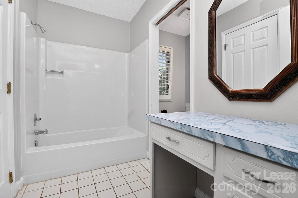 8109 Reames Road - Photo 15