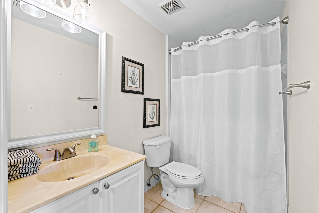 2080 Greenview Shores Boulevard - Photo 8