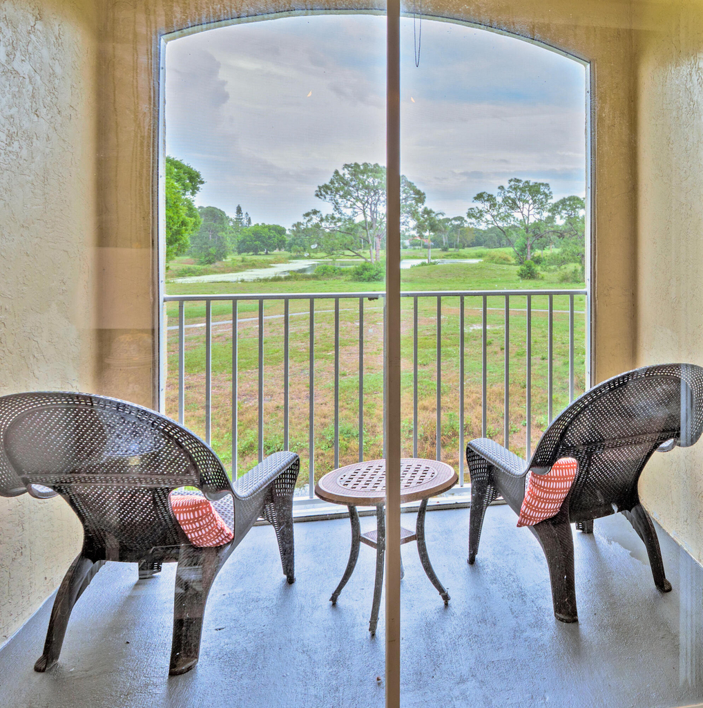 2080 Greenview Shores Boulevard - Photo 9