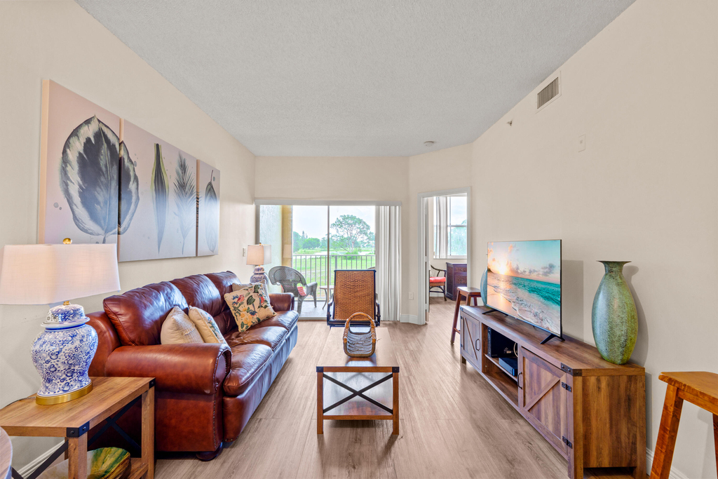 2080 Greenview Shores Boulevard - Photo 3