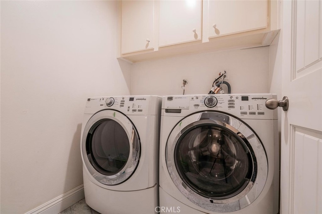 27061 Esward Drive - Photo 14