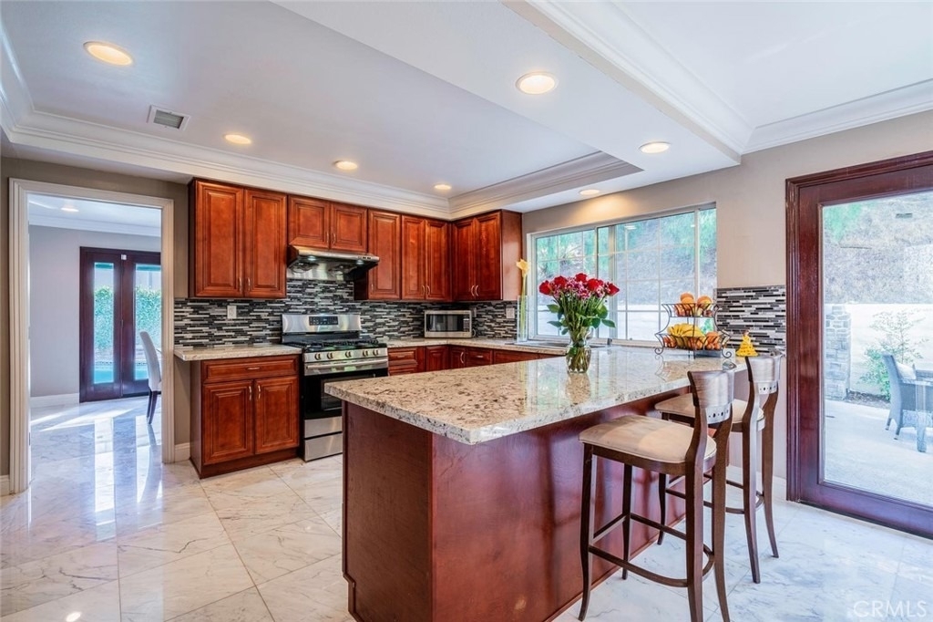 27061 Esward Drive - Photo 8