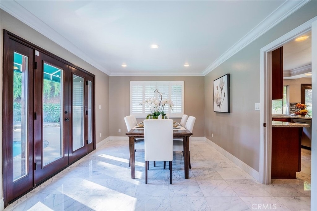 27061 Esward Drive - Photo 5