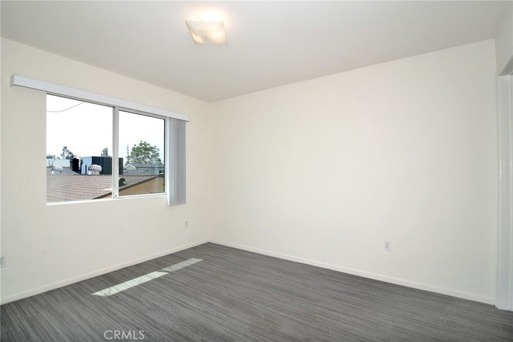 6843 Agnes Avenue - Photo 5