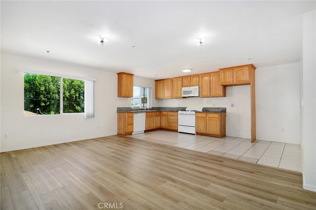 6843 Agnes Avenue - Photo 1