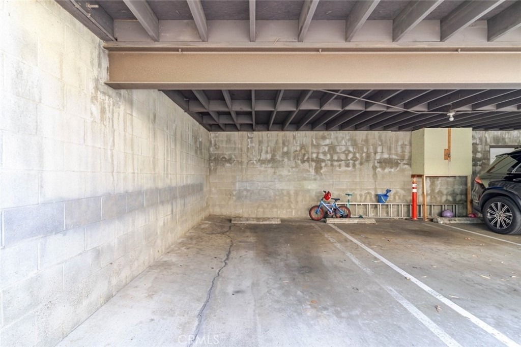 708 Porter Street - Photo 12