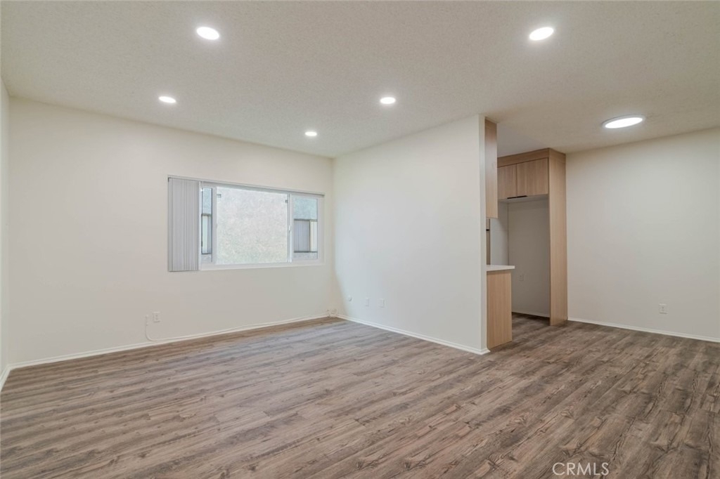 708 Porter Street - Photo 3