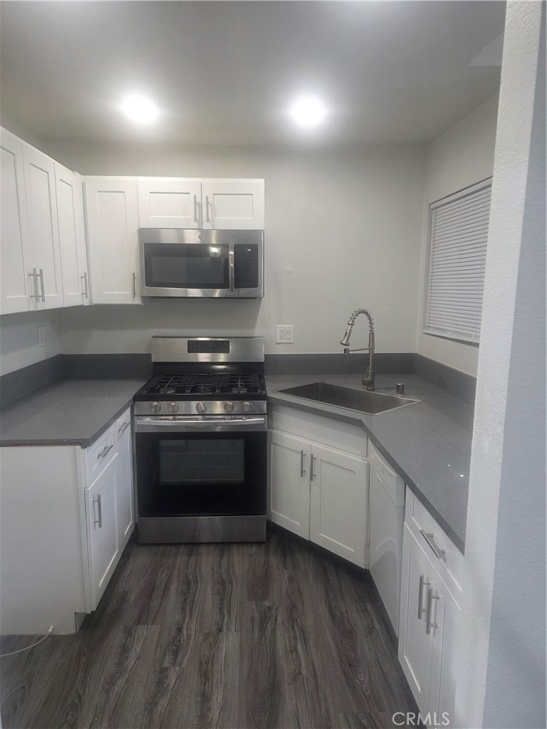 11150 Glenoaks - Photo 5