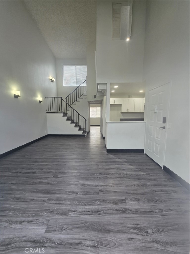 11150 Glenoaks - Photo 3