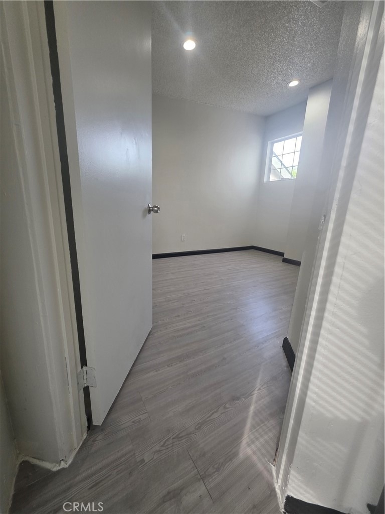 11150 Glenoaks - Photo 11