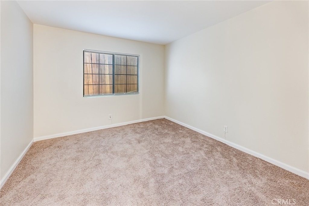 5546 Mclennan - Photo 6