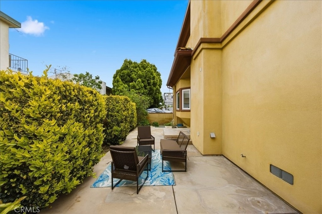 1805 Speyer Lane - Photo 30