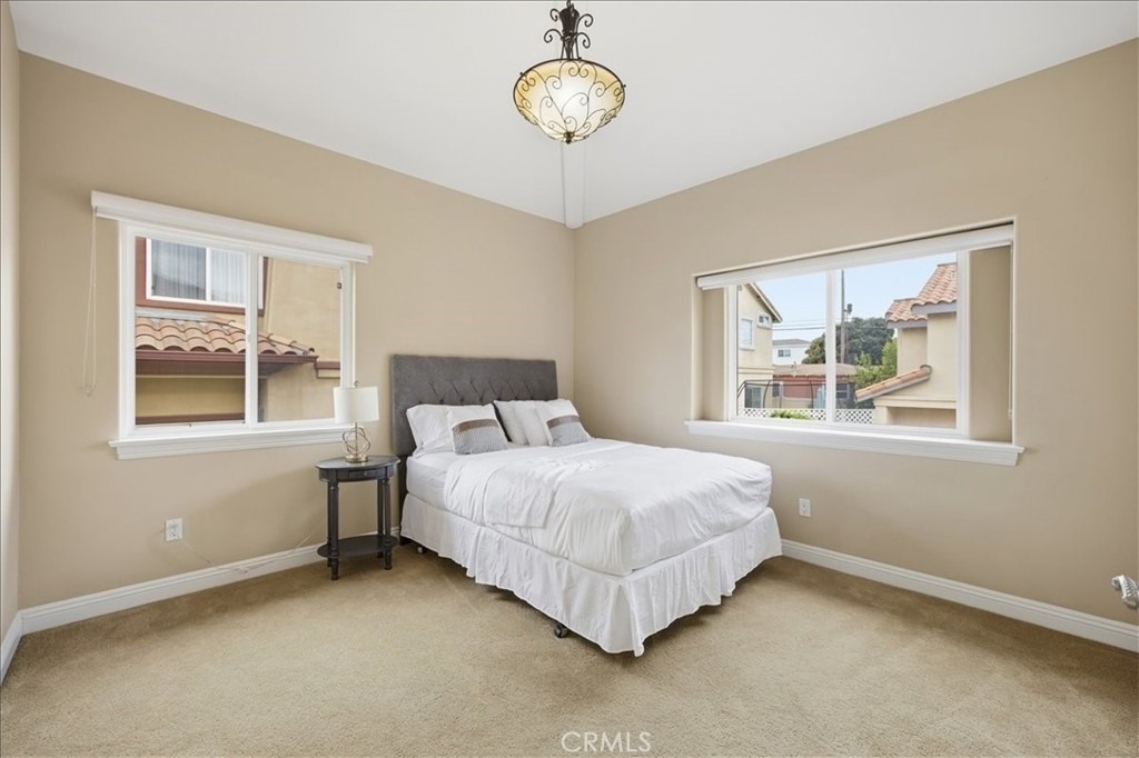 1805 Speyer Lane - Photo 23