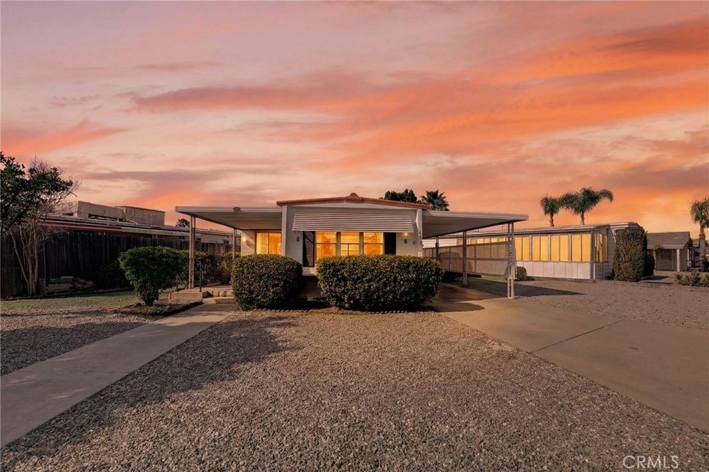893 S Palm Avenue - Photo 0