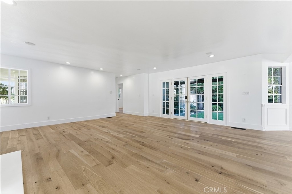 515 Kings Place - Photo 10
