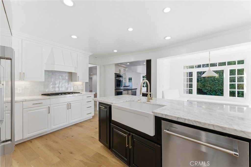 515 Kings Place - Photo 4