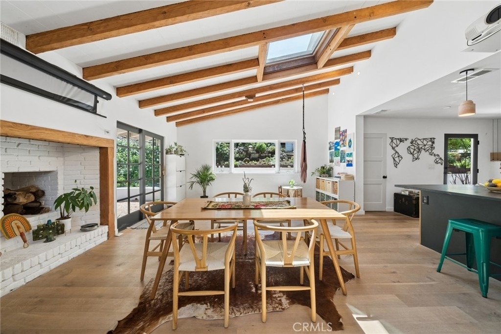 1377 Lewellyn - Photo 7