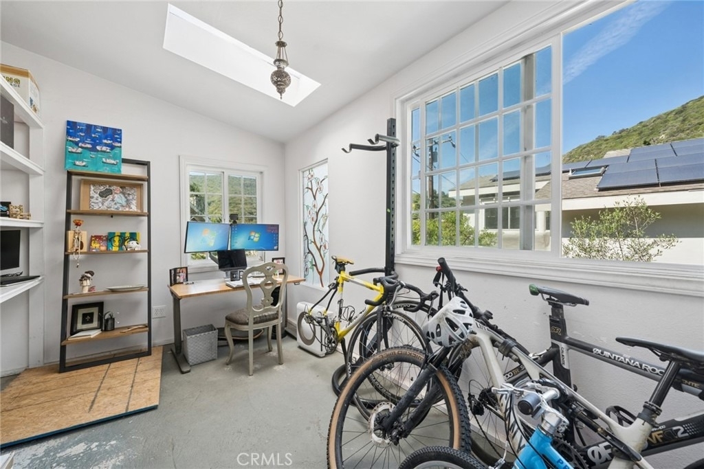 1377 Lewellyn - Photo 23