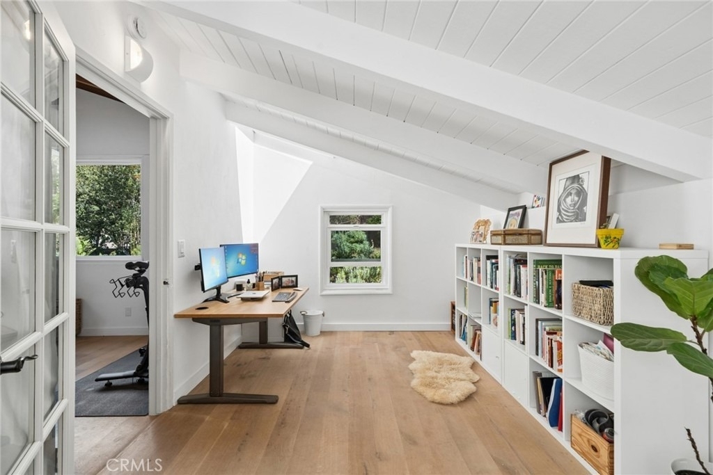 1377 Lewellyn - Photo 15