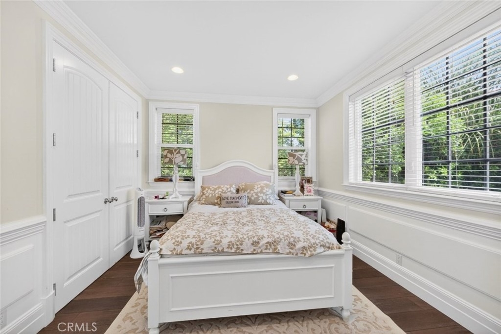 4533 Farmdale Avenue - Photo 46