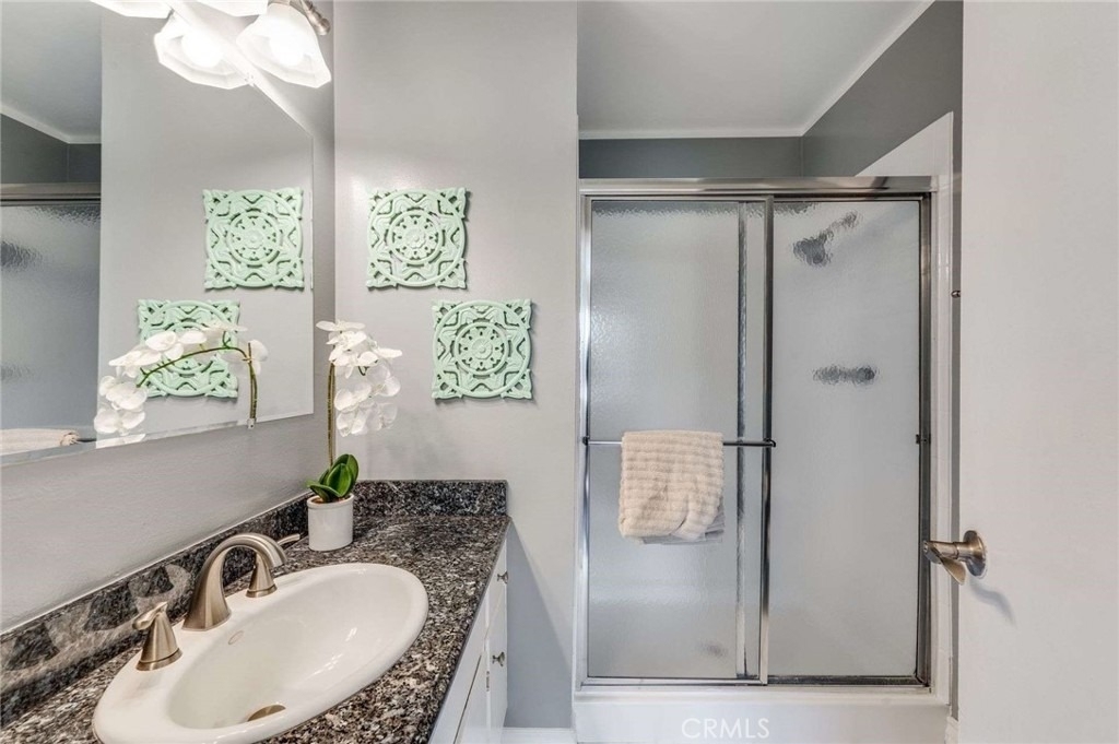 623 E Matchwood Place - Photo 11