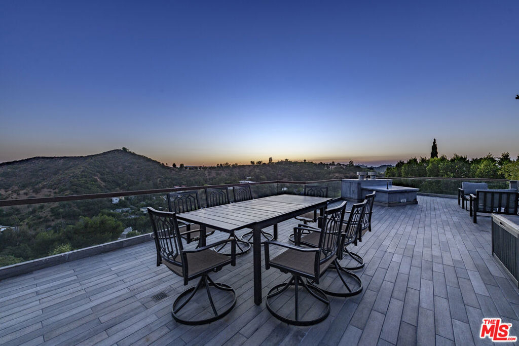 2271 Gloaming Way - Photo 46