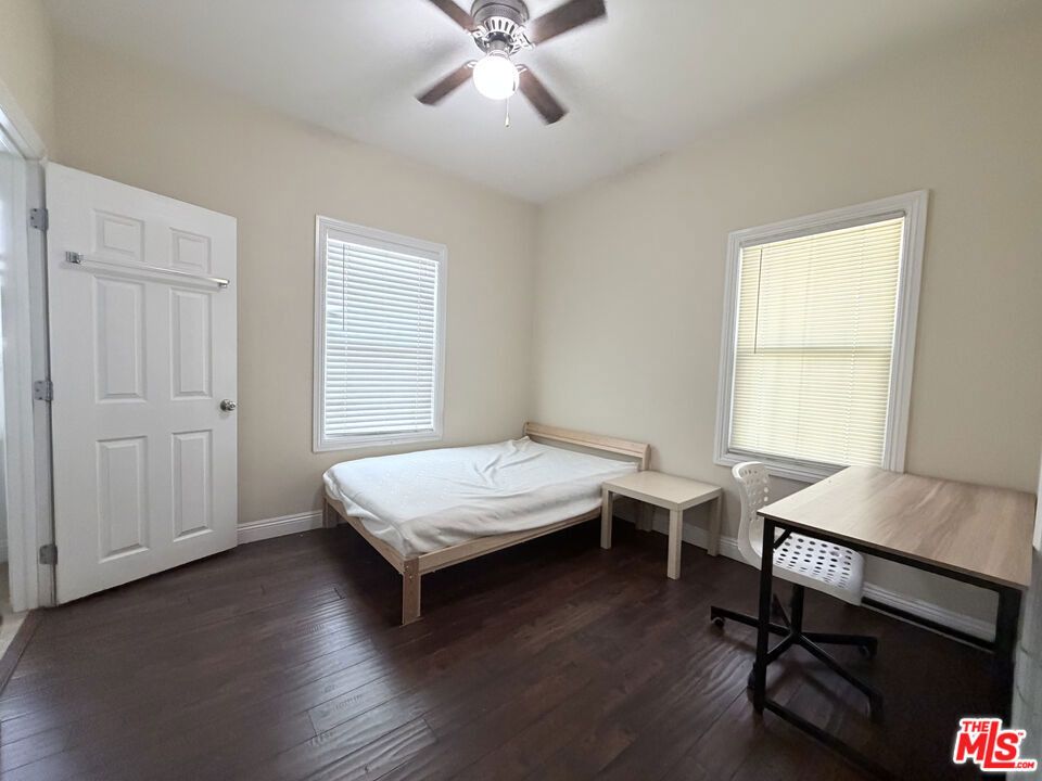 1254 W 37th Drive - Photo 8
