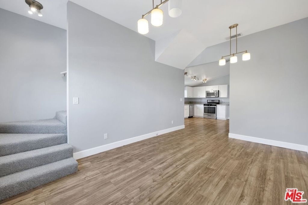 318 Parkman Avenue - Photo 14