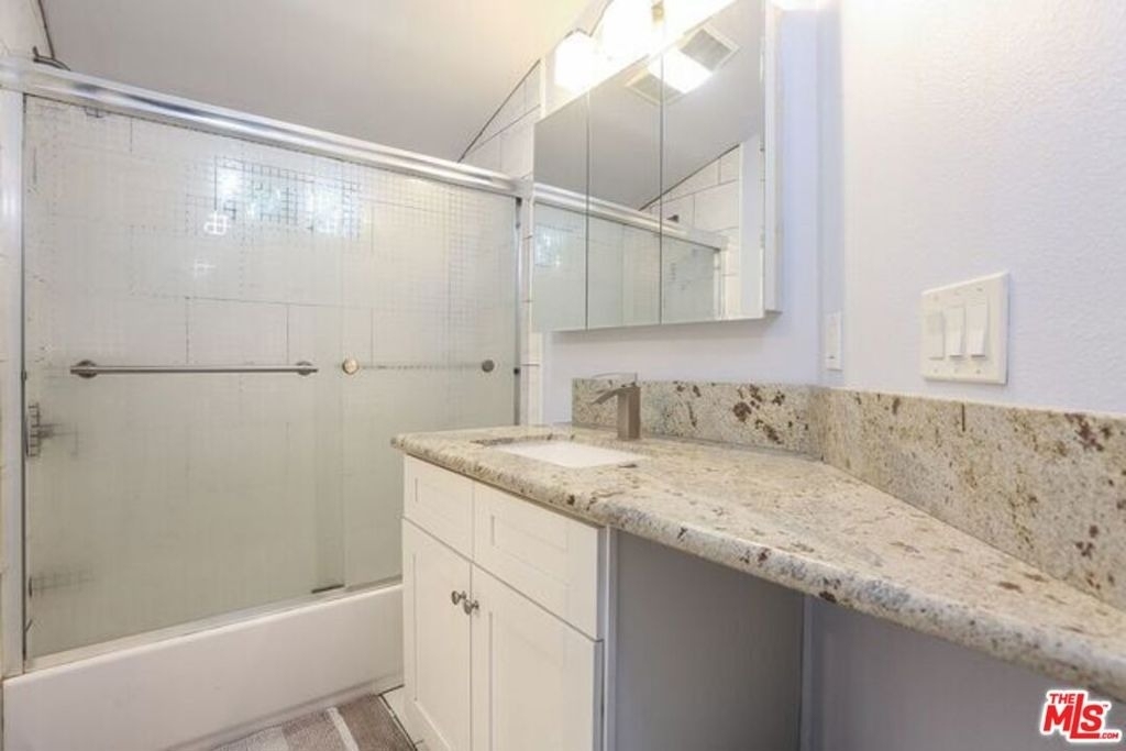 318 Parkman Avenue - Photo 23