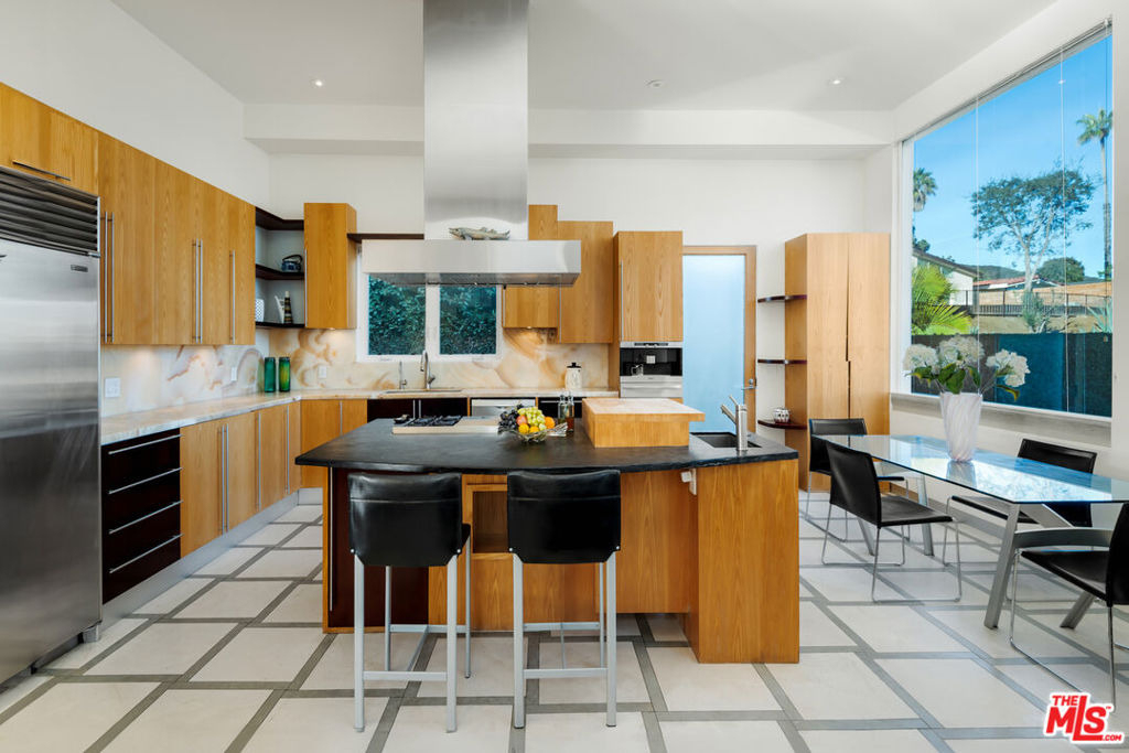 817 Enchanted Way - Photo 16