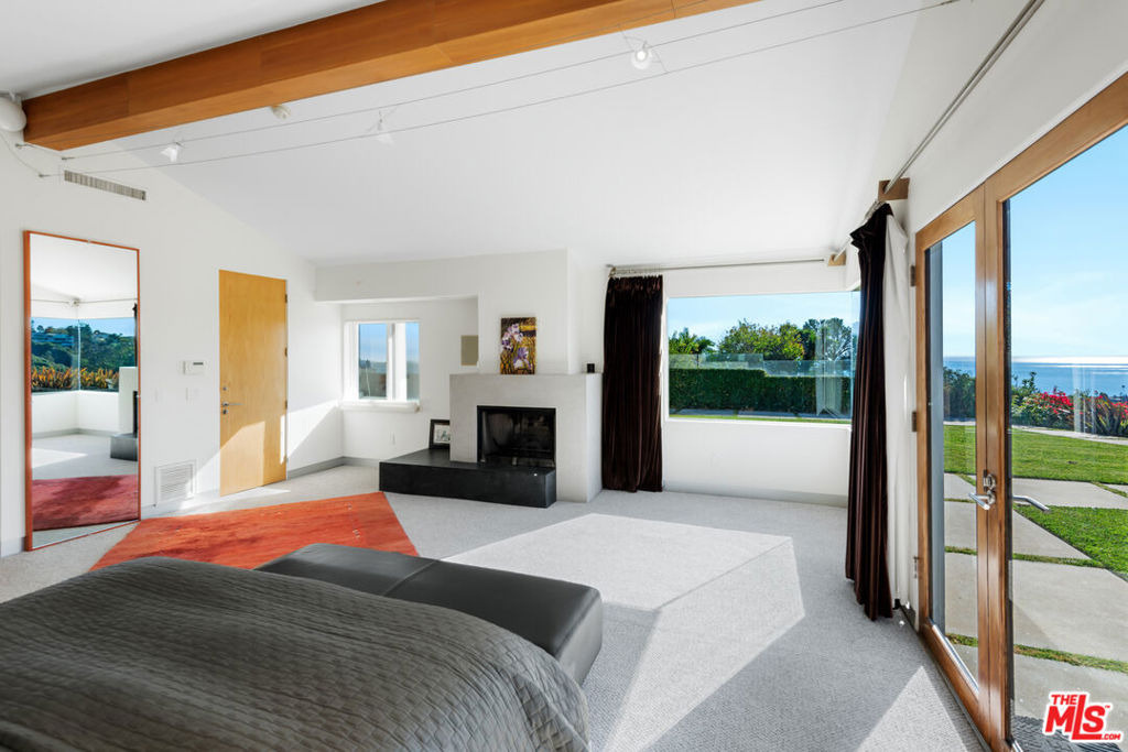 817 Enchanted Way - Photo 25