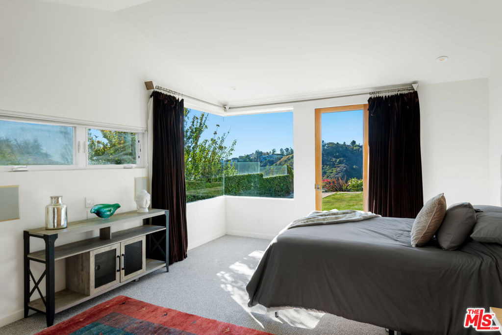 817 Enchanted Way - Photo 28
