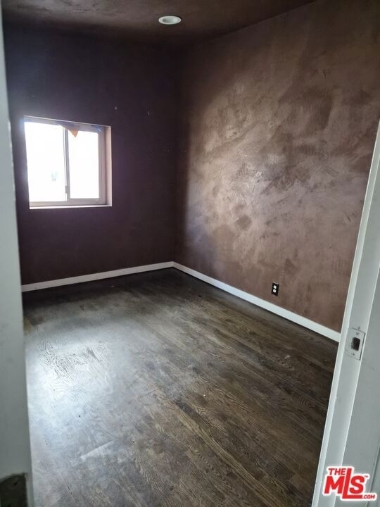 10835 Magnolia Boulevard - Photo 18