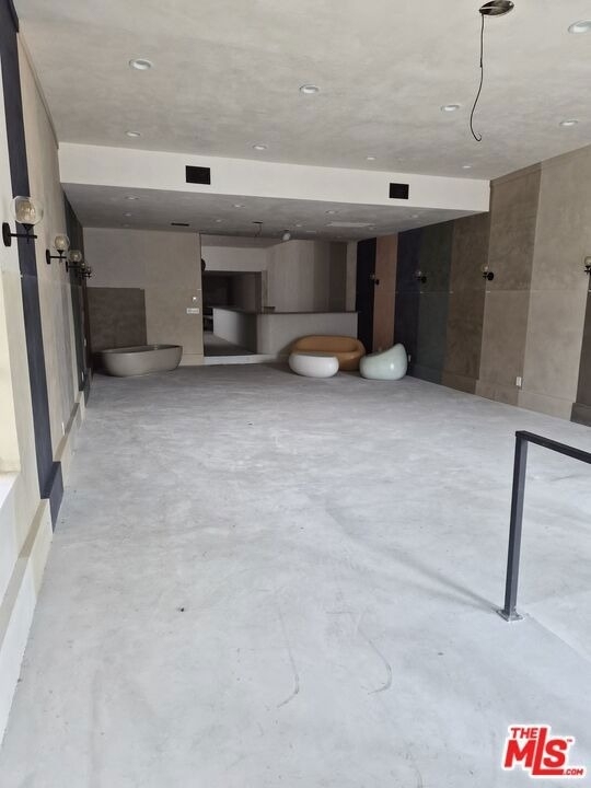 10835 Magnolia Boulevard - Photo 12